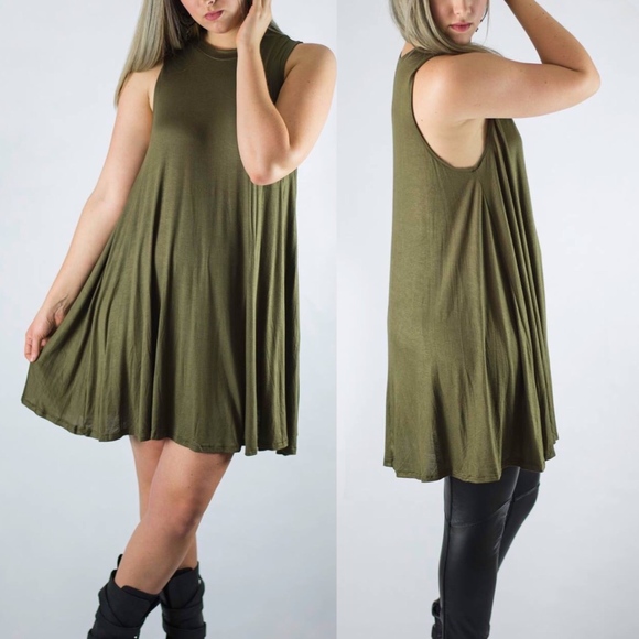 Dresses & Skirts - Green Flowy Aline Tank Dress